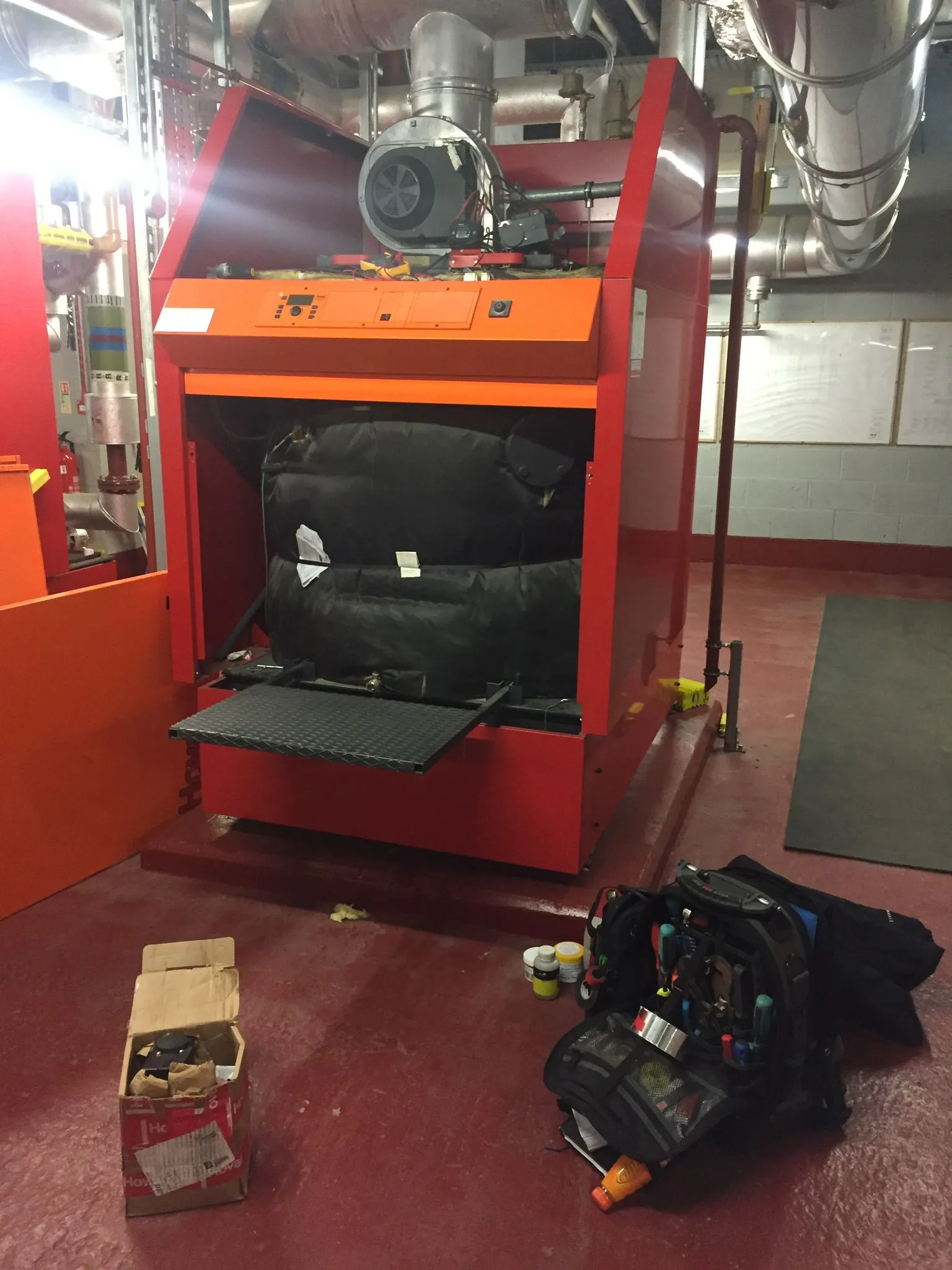 emergency heating engineer Clayhall, IG5